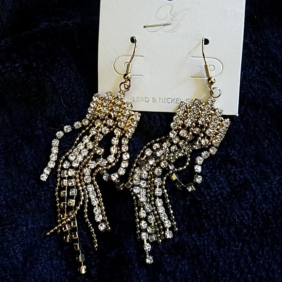 Gorgeous Chandelier Earrings Rhinestone Diamonds - Picture 7 of 7
